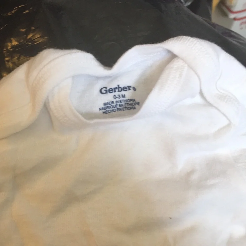 Classic gerber onesie 0-3 months